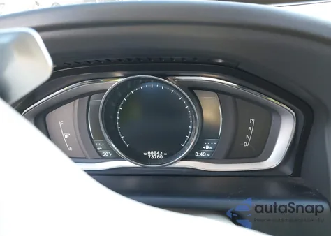 2015 Volvo Xc60 T6 Premier из США, поврежденный, VIN YV4902RK4F2649169